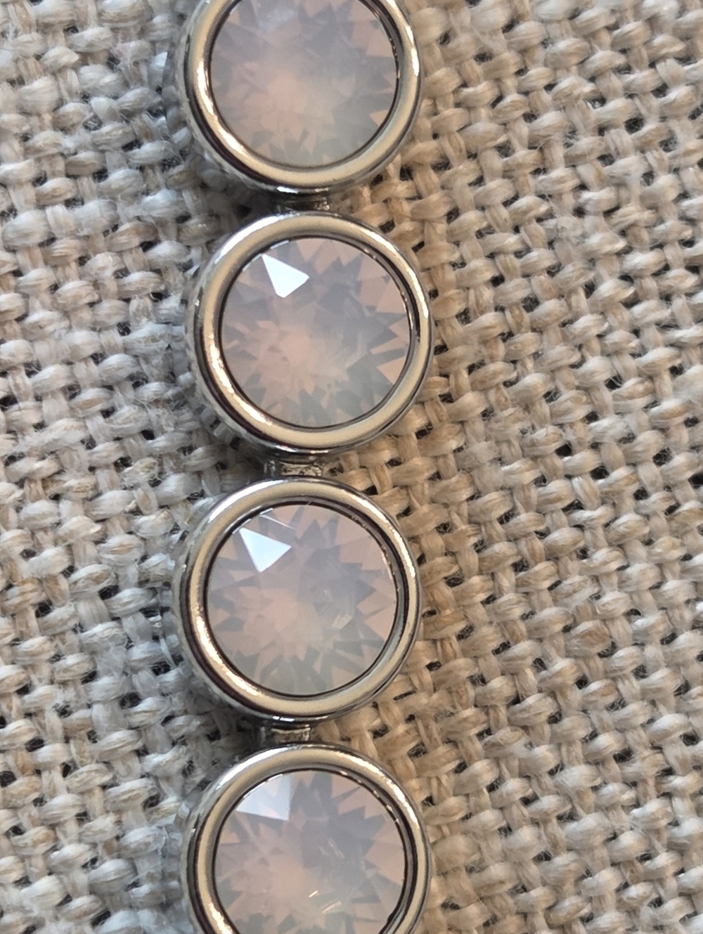 TOUCHSTONE CRYSTAL ICE BRACELET